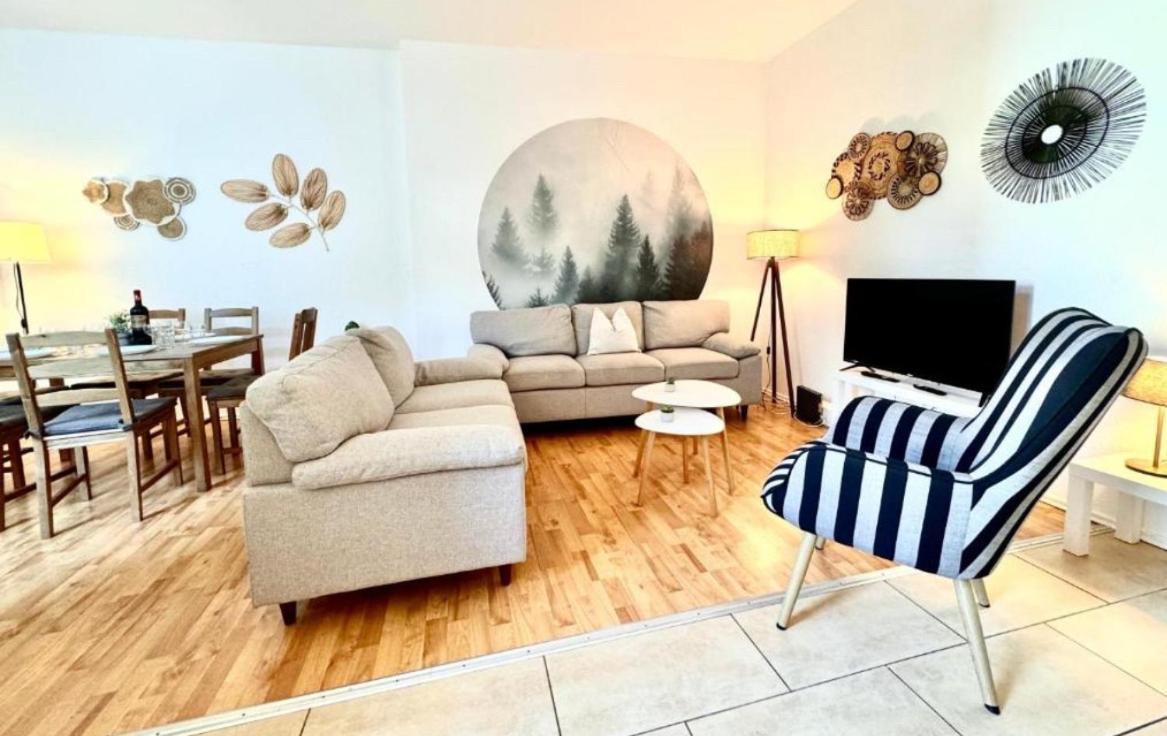 Holiday Appartement,Kostenfrei Parkplatz,Innenstadt,3 Bdr,6 Personen,Babybett Будишин Екстер'єр фото